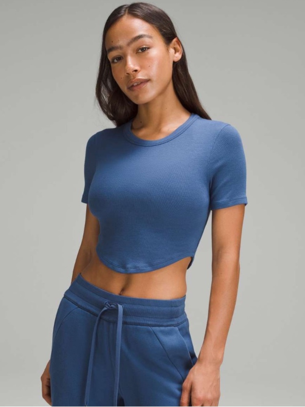 Lululemon Hold Tight Cropped T-Shirt in Pitch Blue Size 6 Small Soft Stretchy